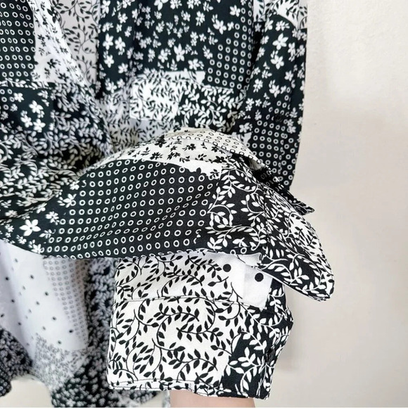 Calvin Klein Womens Size Xlarge Patchwork Print  Over Button Relaxed Shirt - Picture 8 of 13